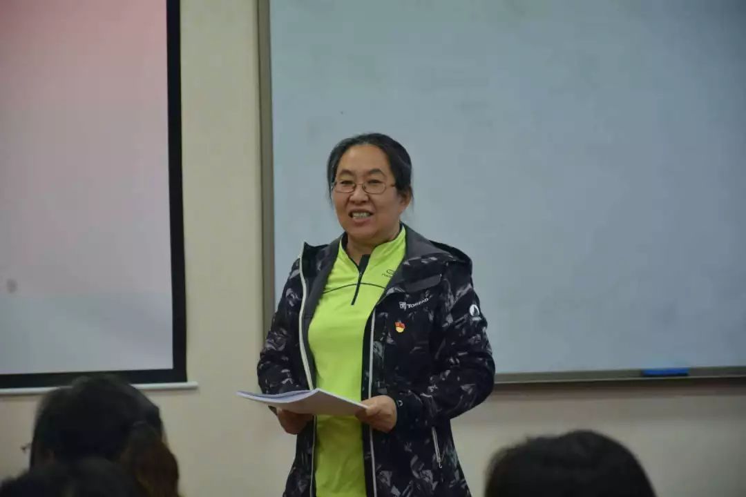 e662b460a26549a8b830d651e5fdf34f.jpg e662b460a26549a8b830d651e5fdf34f.jpg