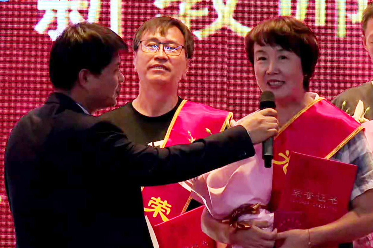 4c9c66df9d7d4db8a8ebb24ea376bd99.jpg 16.jpg