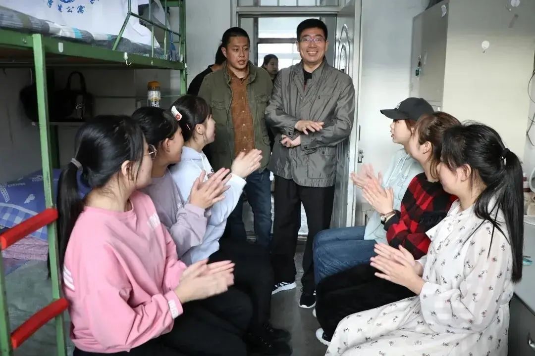 e37f03e8b00f43dc97e13530ad953f4f.jpg e37f03e8b00f43dc97e13530ad953f4f.jpg