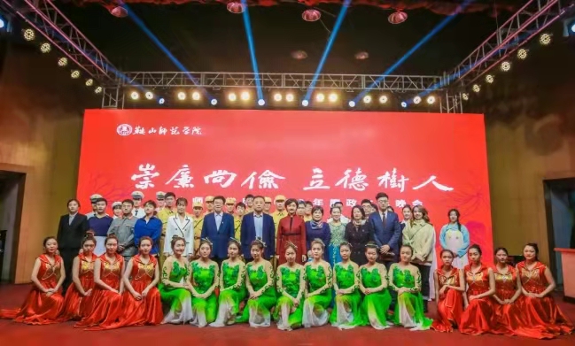 5b82913c280e4039b14511009ffbca85.jpg 5b82913c280e4039b14511009ffbca85.jpg