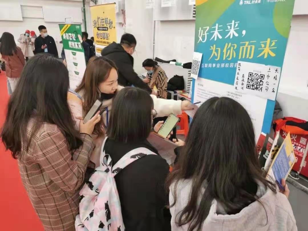 8f6438b53ff94837b762b744f6dc7b81.jpg 8f6438b53ff94837b762b744f6dc7b81.jpg