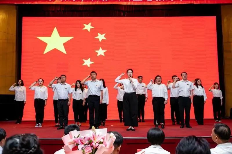 b38c6c6390e345749358bb65bece92ba.jpg b38c6c6390e345749358bb65bece92ba.jpg