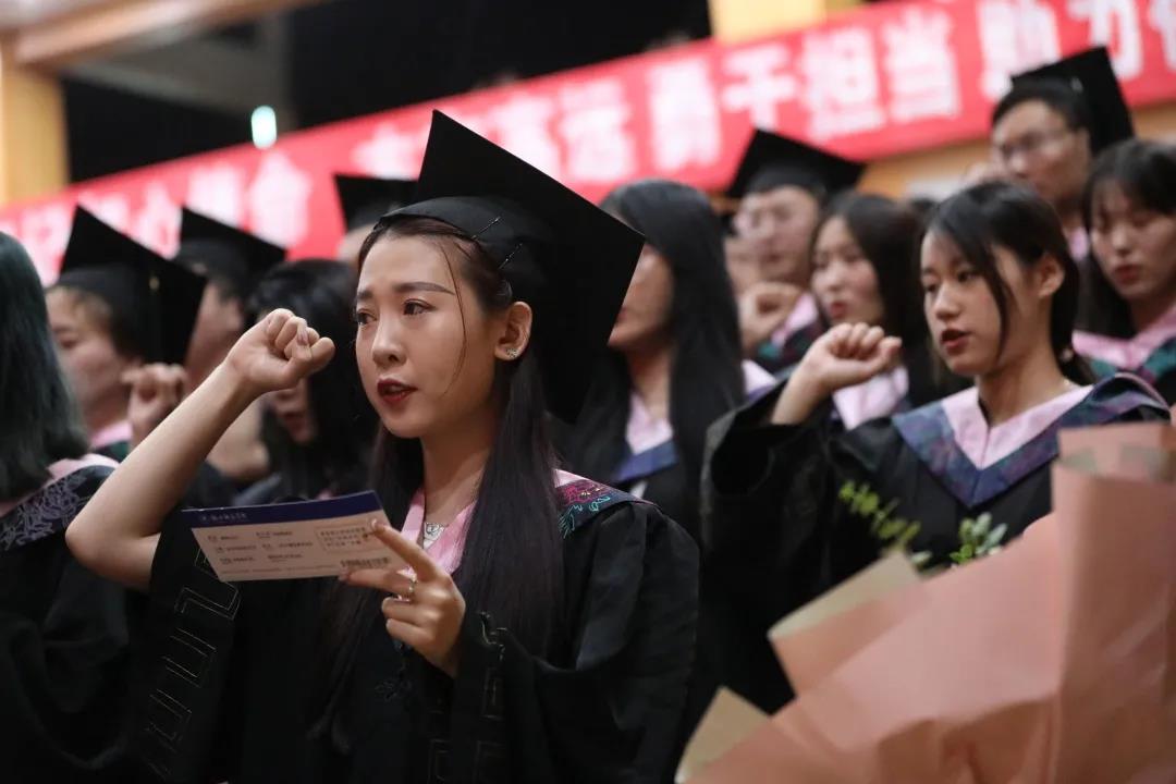 b2afd5601186454a8331707f6531d414.jpg b2afd5601186454a8331707f6531d414.jpg