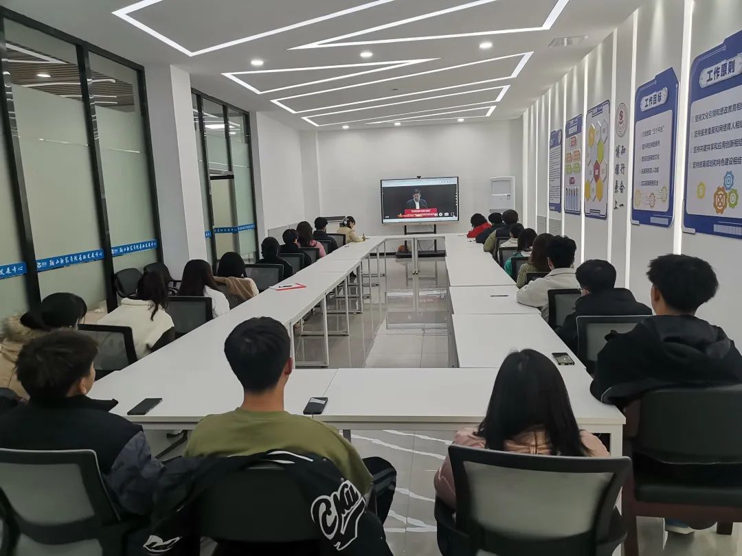 e03de1b80d0f424cb7fb902fae59bde7.jpg e03de1b80d0f424cb7fb902fae59bde7.jpg