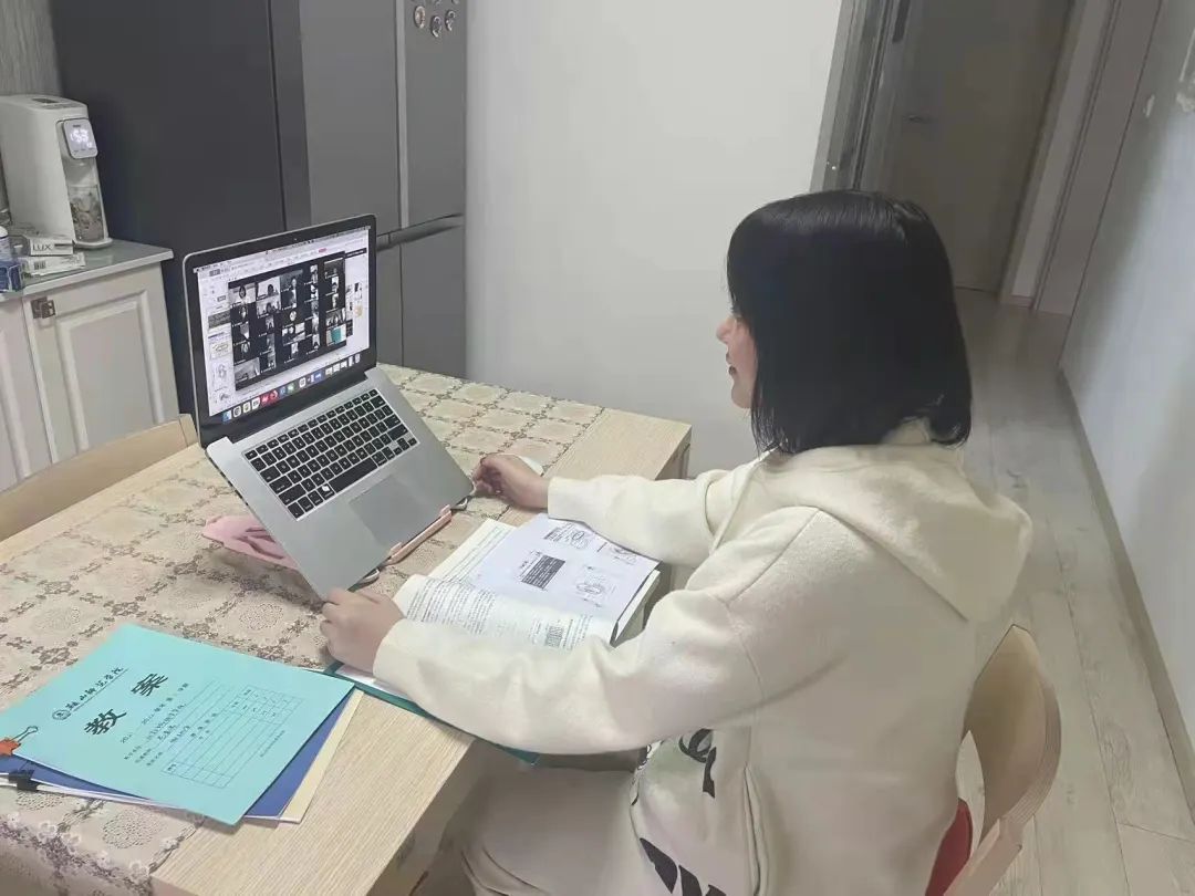 f596dbbb503a4872b5780c2b5ea4966f.jpg f596dbbb503a4872b5780c2b5ea4966f.jpg