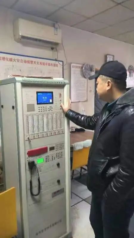 08d4e8c3c2064d369a0bfc5645e6c9d8.jpg 08d4e8c3c2064d369a0bfc5645e6c9d8.jpg