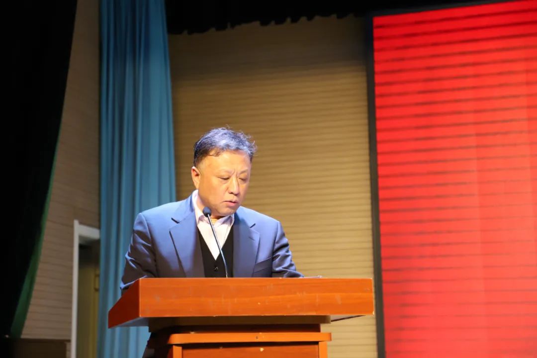 cf140cbf1c5d450aa8bc4c61df592bdb.jpg cf140cbf1c5d450aa8bc4c61df592bdb.jpg