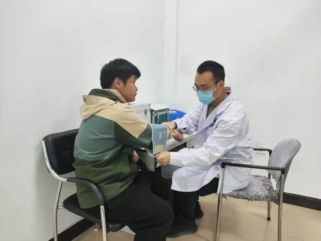 837f01938cb141f88dbaddc084672228.jpg 837f01938cb141f88dbaddc084672228.jpg