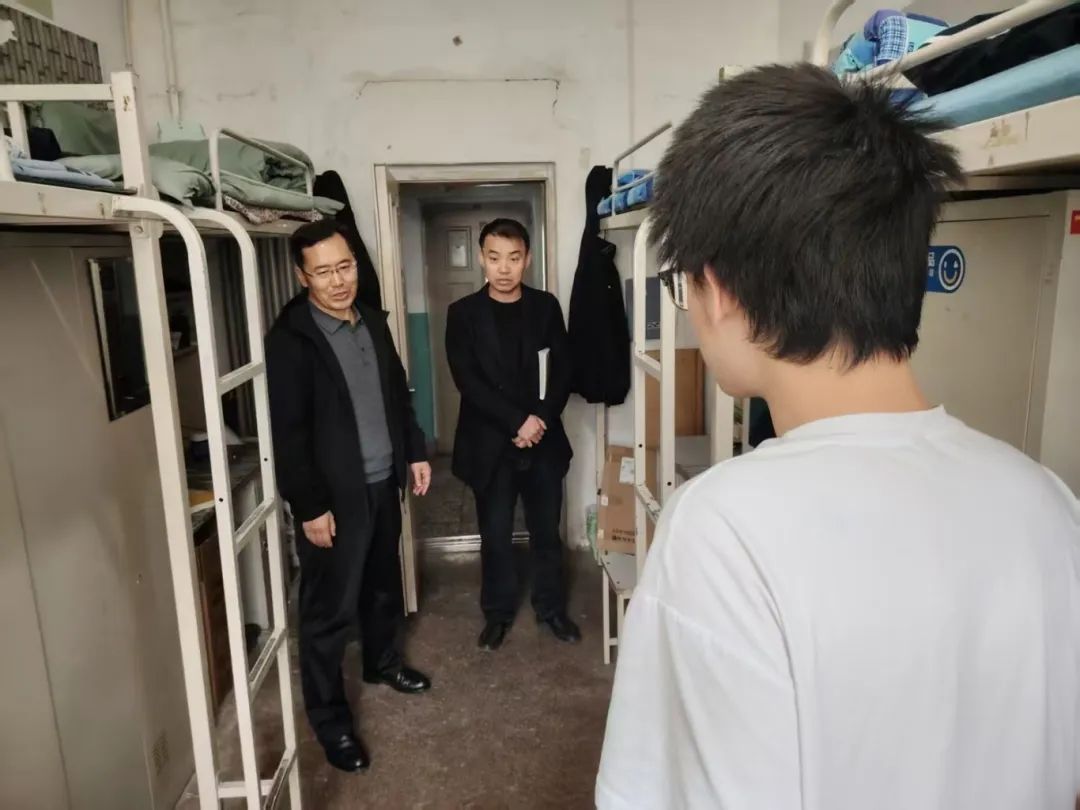 e0d1a92996814f7c9f4e2a4df0d68417.jpg e0d1a92996814f7c9f4e2a4df0d68417.jpg