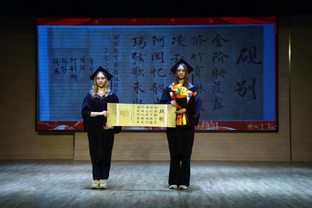 fb7e736d83704db6be0f59f2e0be79dd.png fb7e736d83704db6be0f59f2e0be79dd.png