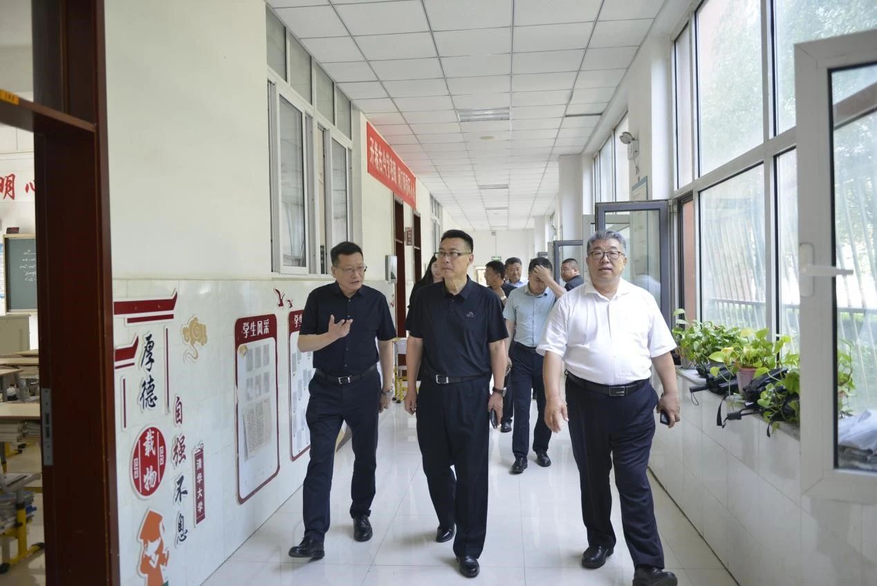 e681e7b093a944f38b727c1470b40d6f.jpg e681e7b093a944f38b727c1470b40d6f.jpg